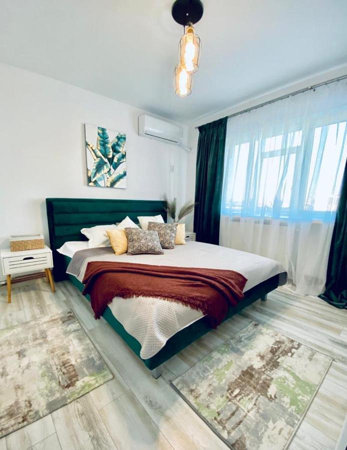 Central Palace Suites Iasi Eksteriør billede