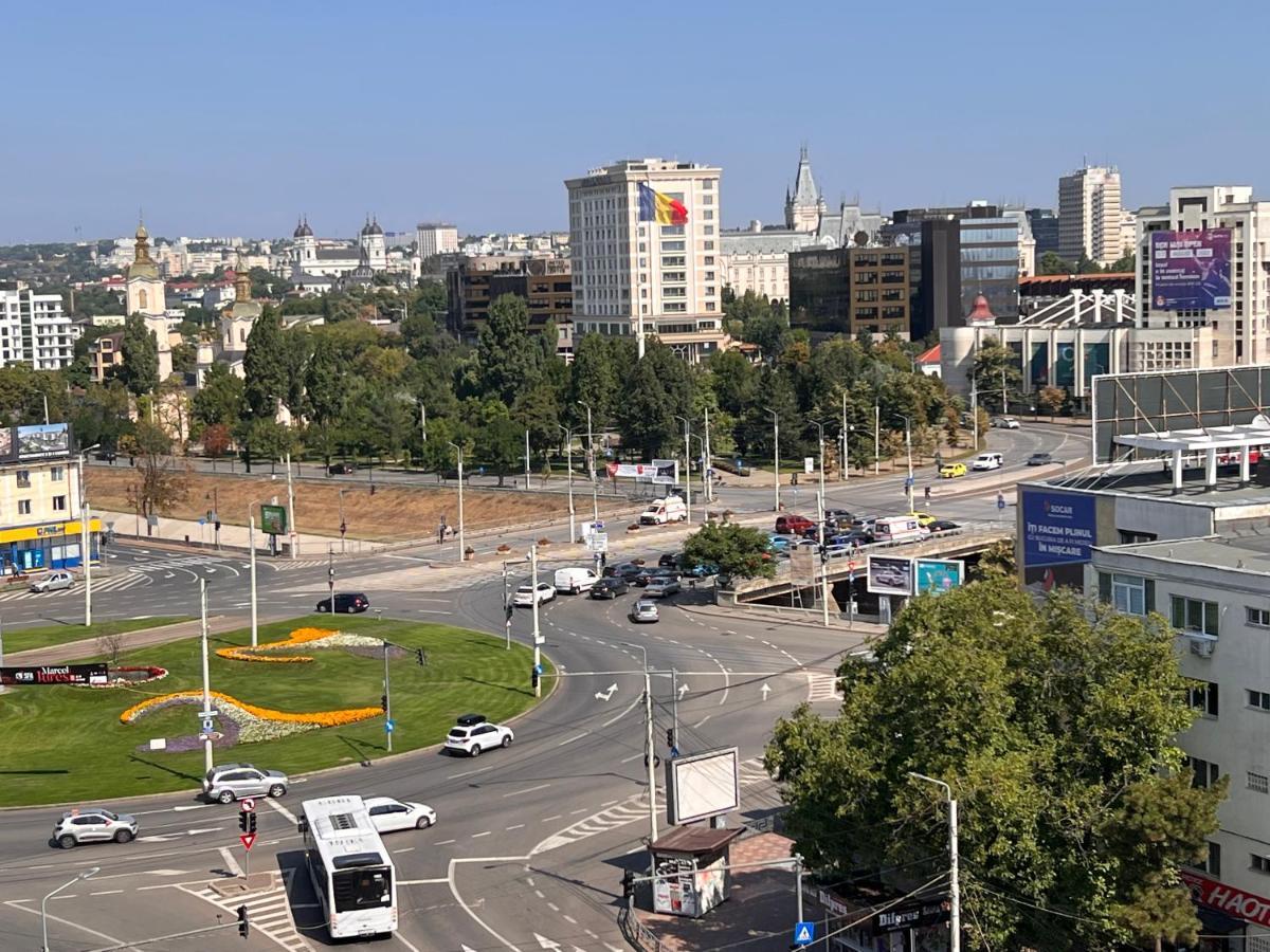 Central Palace Suites Iasi Eksteriør billede