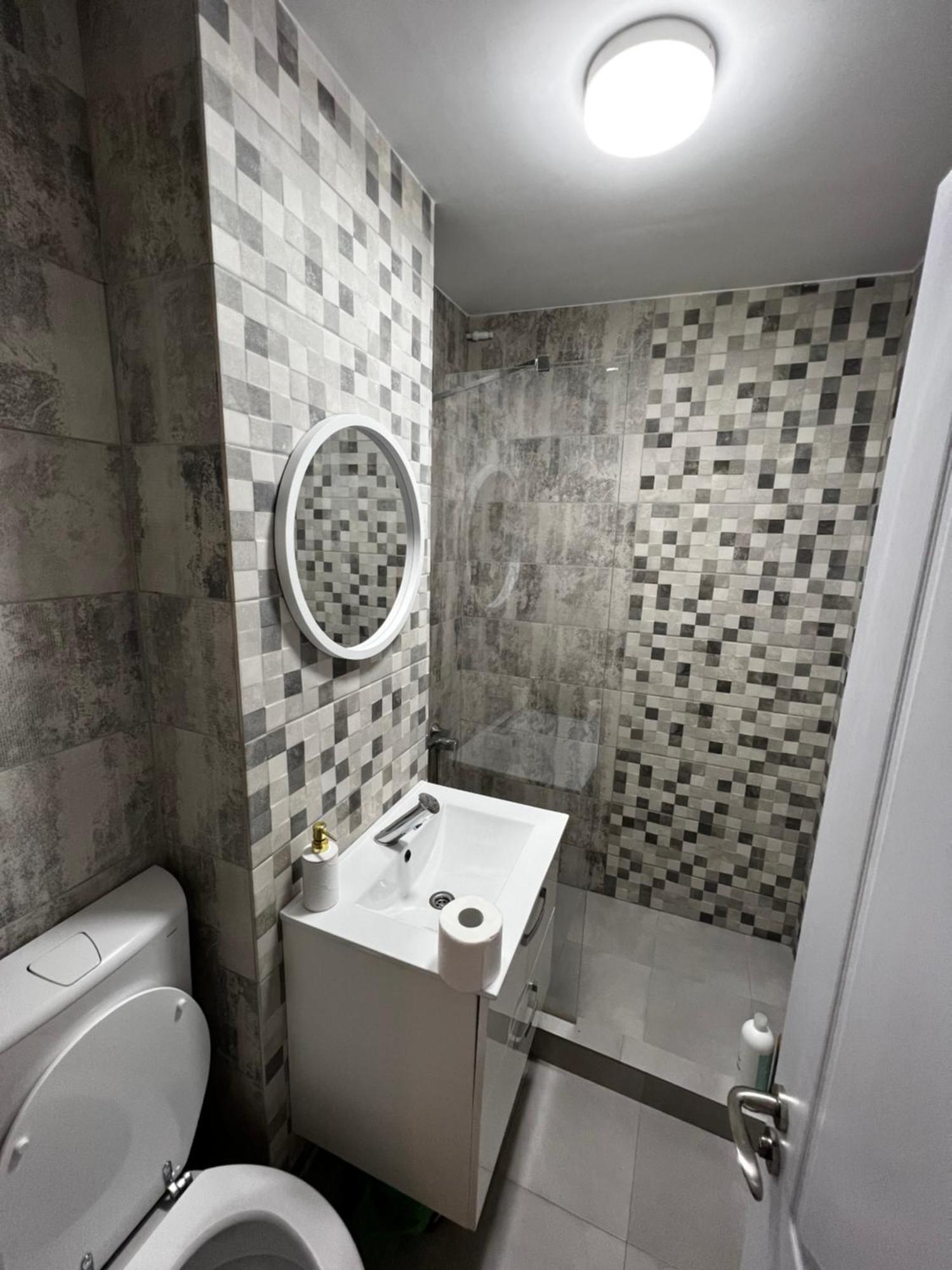 Central Palace Suites Iasi Eksteriør billede